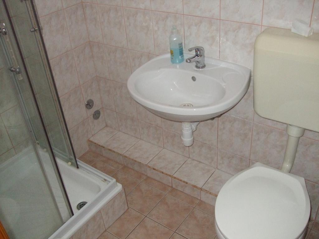 Bed and Breakfast Timarhaz Panzio Szegedin Zimmer foto